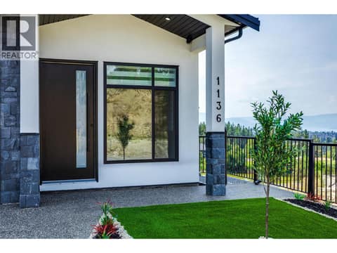 Photo 6 of 1136 Hume Avenue, Black Mountain, Kelowna