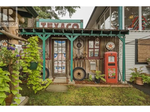 Access to backyard through door in middle - so cool! at 3304 Sidney Crescent, Armstrong/ Spall., Spallumcheen