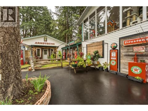 House with a suite + a detached carriage home, what more could you want? at 3304 Sidney Crescent, Armstrong/ Spall., Spallumcheen