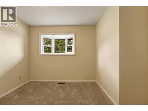Main home - Bedroom 2 at 3304 Sidney Crescent, Armstrong/ Spall., Spallumcheen