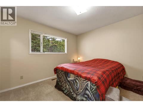 Main home - Primary bedroom at 3304 Sidney Crescent, Armstrong/ Spall., Spallumcheen