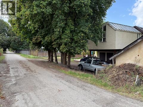 Photo 9 of 3201N 19 Street, East Hill, Vernon