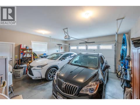 Double Car Garage at 220 Brandon Avenue, Main South, Penticton