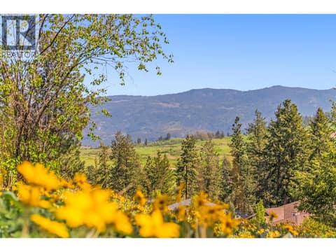 Photo 14 of 501 Vardon Lane, Predator Ridge, Vernon