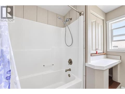 Photo 30 of 674 Muir Road, Fintry, Kelowna