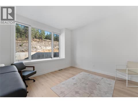 Photo 27 of 2703 HAWTHORN Drive, Wiltse/Valleyview, Penticton