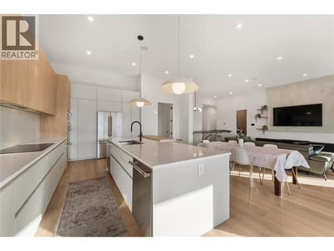 Photo 36 of 2703 HAWTHORN Drive, Wiltse/Valleyview, Penticton