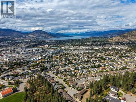 Photo 6 of 2703 HAWTHORN Drive, Wiltse/Valleyview, Penticton