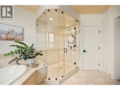 Photo 27 of 2583 Lucinde Road, Lakeview Heights, West Kelowna