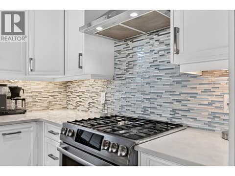 Photo 14 of 871 Kuipers Crescent, Upper Mission, Kelowna