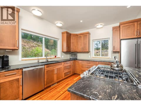 Photo 14 of 7936 McLennan Road, North BX, Vernon