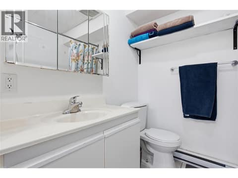 Photo 30 of 908 RENFREW Avenue, North Kamloops