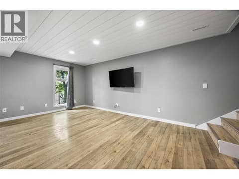 Photo 4 of 1221 HUGH ALLAN Drive Unit# 2, Aberdeen, Kamloops