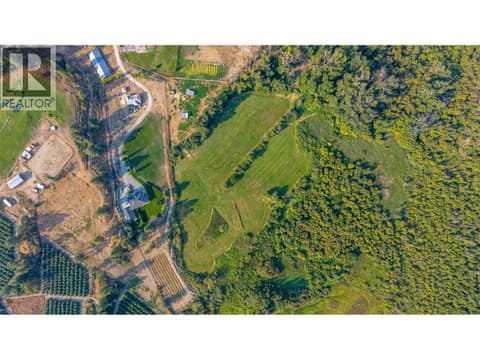 Photo 3 of 3879 Casorso Road, South East Kelowna