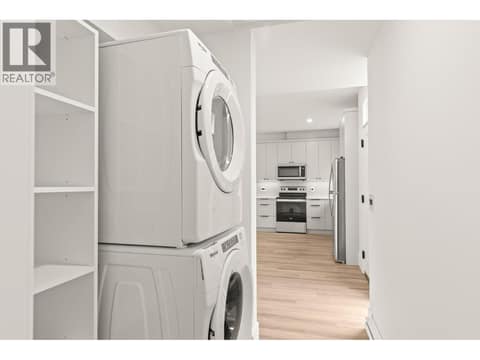 Legal Suite - stacker washer/dryer. at 5584 Upper Mission Court, Kettle Valley, Kelowna