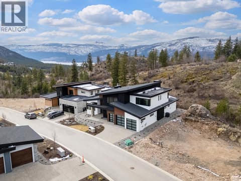 Photo 7 of 188 Wildsong Crescent, Predator Ridge, Vernon