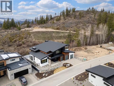 Photo 9 of 188 Wildsong Crescent, Predator Ridge, Vernon