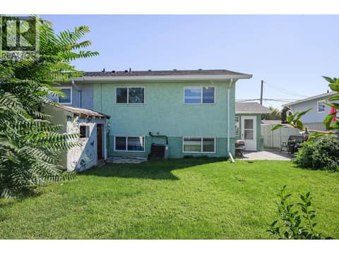 Photo 33 of 1088 WINDBREAK Street, Brocklehurst, Kamloops