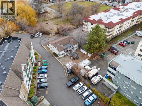 Photo 4 of 1250 Brookside Avenue, Springfield/Spall, Kelowna