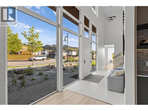 Foyer with heated tile floors at 4983 Bucktail Lane, Upper Mission, Kelowna