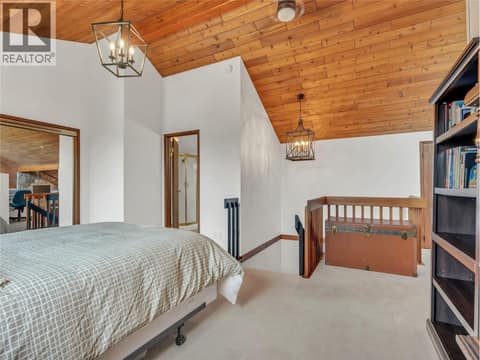 Photo 24 of 146 YORKTON Avenue, Main South, Penticton