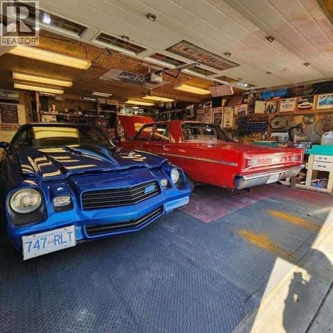 Photo 33 of 146 YORKTON Avenue, Main South, Penticton
