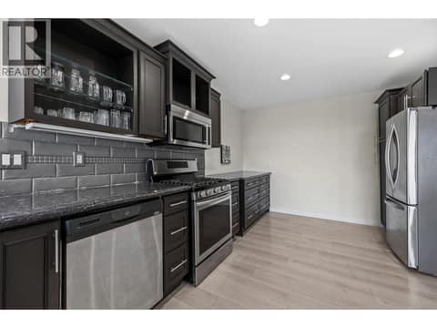 Photo 10 of 2308 Lillooet Crescent, Dilworth Mountain, Kelowna