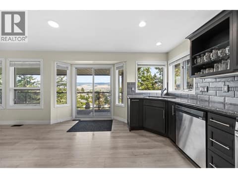 Photo 11 of 2308 Lillooet Crescent, Dilworth Mountain, Kelowna