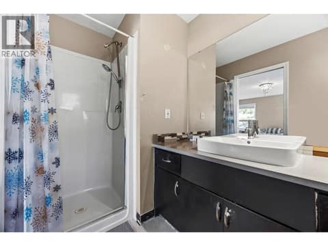 Photo 21 of 2308 Lillooet Crescent, Dilworth Mountain, Kelowna