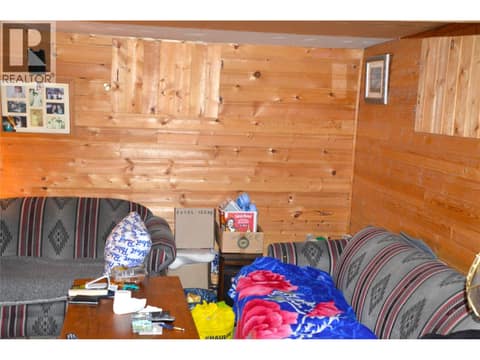 Living down at 147 Oak Road, North Kamloops