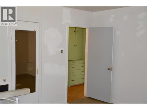 Primary at 147 Oak Road, North Kamloops