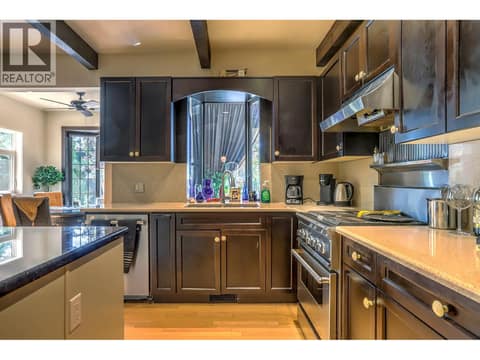Photo 14 of 5482 Silver Star Road, North BX, Vernon
