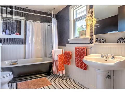 Photo 55 of 5482 Silver Star Road, North BX, Vernon