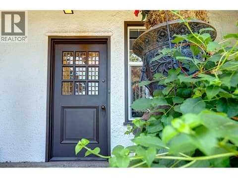 Photo 6 of 5482 Silver Star Road, North BX, Vernon