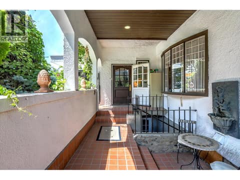 Photo 7 of 5482 Silver Star Road, North BX, Vernon