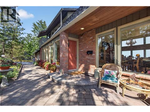 Front door patio at 1776 Keloka Drive, West Kelowna Estates