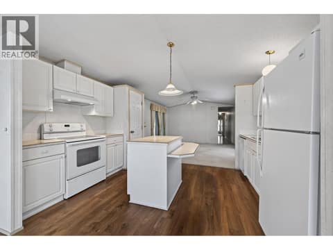 Photo 8 of 2400 Oakdale Way Unit# 71, Westsyde, Kamloops