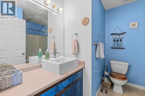 Full Bathroom on Main Level at 6100 Old Vernon Road Unit# 30, Ellison, Kelowna
