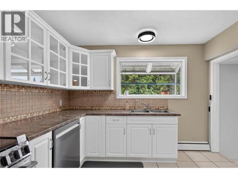 Photo 9 of 1710 Hollywood Road S, Rutland South, Kelowna