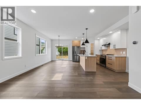 Photo 3 of 723 LYNE Road, Westsyde, Kamloops