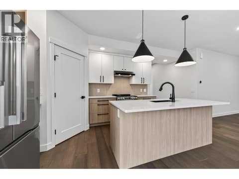 Photo 8 of 723 LYNE Road, Westsyde, Kamloops