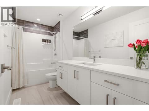 Bathroom- Upper level- 4 piece at 1215 Ponds Avenue, Upper Mission, Kelowna