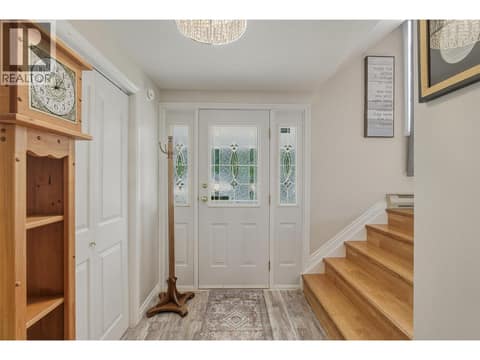 Photo 6 of 125 Corry Place, Wiltse/Valleyview, Penticton