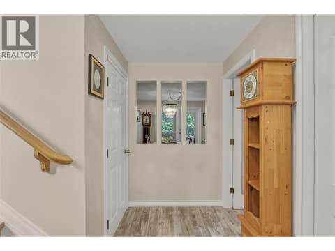 Photo 8 of 125 Corry Place, Wiltse/Valleyview, Penticton