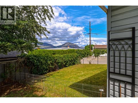 Yard behind the shop at 125 Corry Place, Wiltse/Valleyview, Penticton