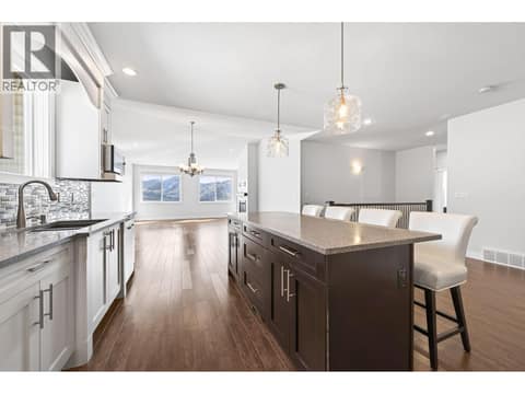 Photo 10 of 1868 Grouse Court, Batchelor Heights, Kamloops