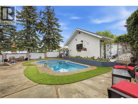 Photo 24 of 611 ROBSON Drive, Sahali, Kamloops