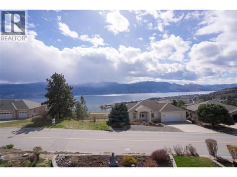 Photo 7 of 1350 Gregory Road, Lakeview Heights, West Kelowna