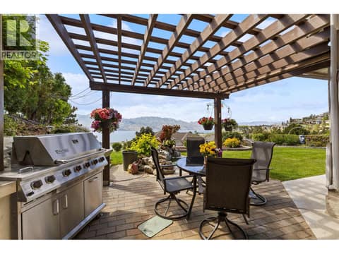 Photo 8 of 1350 Gregory Road, Lakeview Heights, West Kelowna