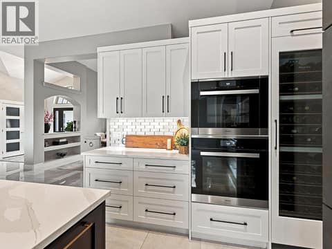 Photo 13 of 3280 Shiraz Court, Lakeview Heights, West Kelowna